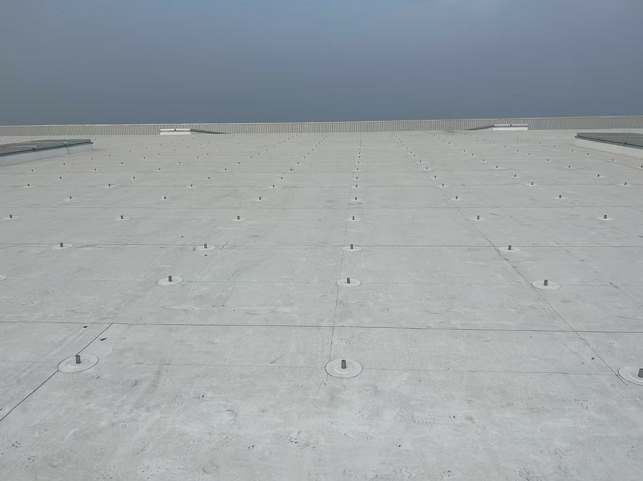 Flip-Rivet Fixed PV mounting base 